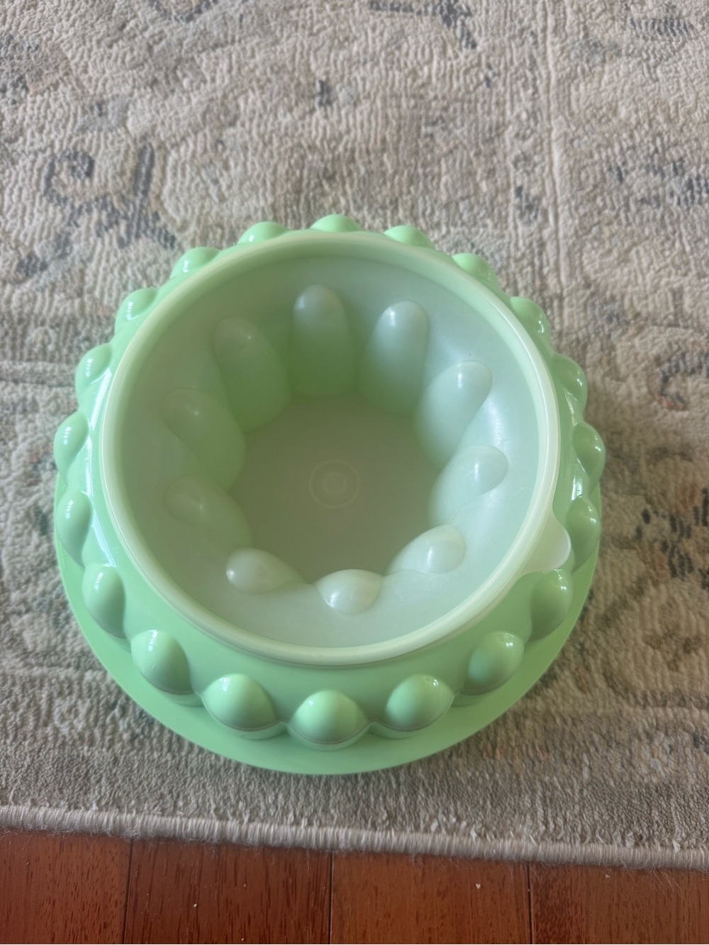 Tupperware Vintage Green Jello Mold Excellent Condition